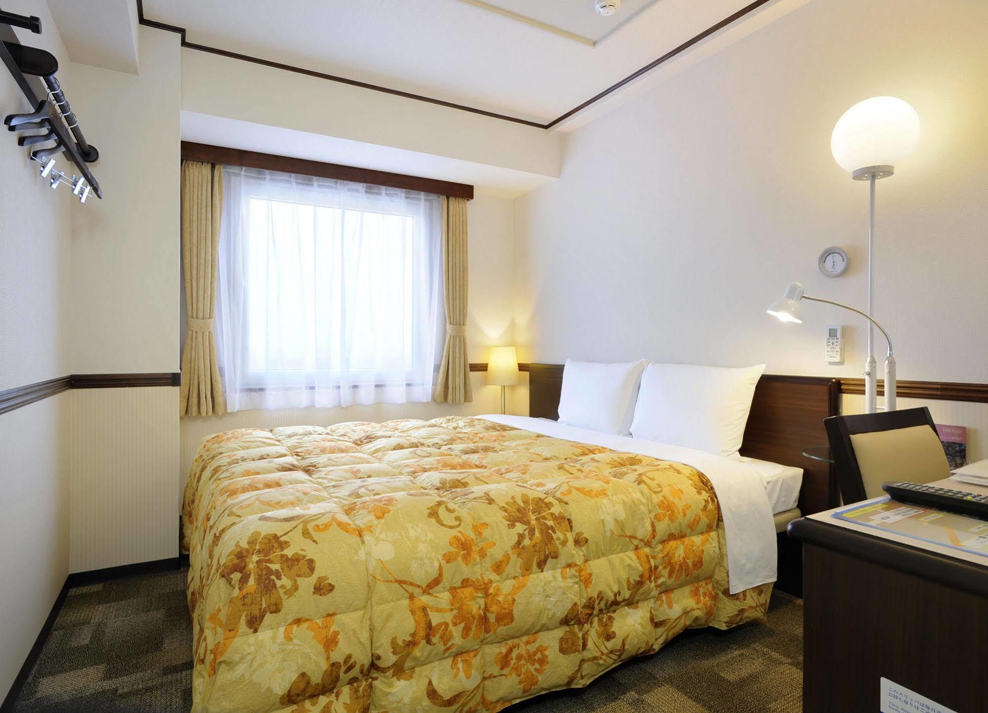 Toyoko Inn Shonan Hiratsuka Eki Kita Guchi No 2 Экстерьер фото