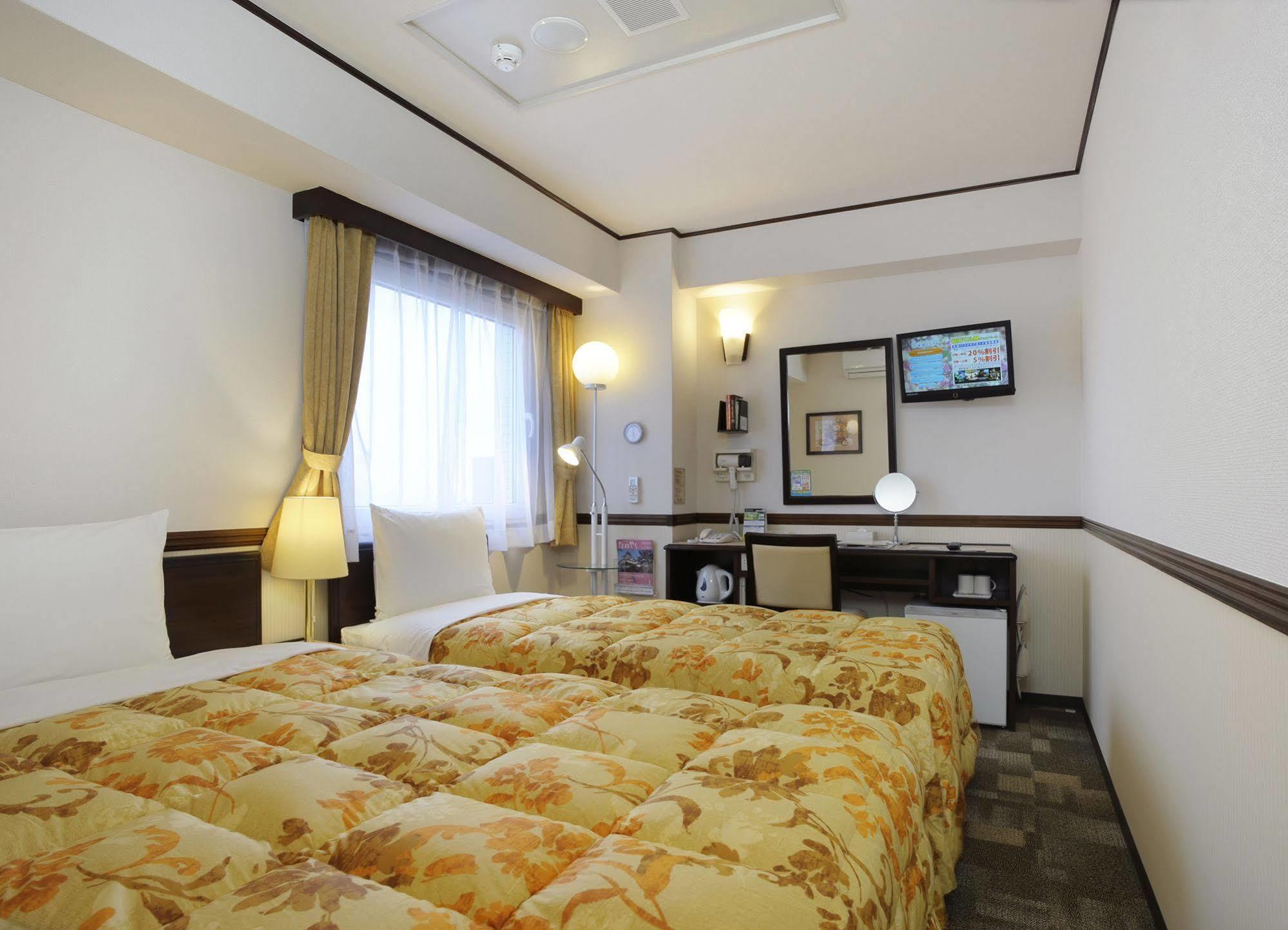 Toyoko Inn Shonan Hiratsuka Eki Kita Guchi No 2 Экстерьер фото